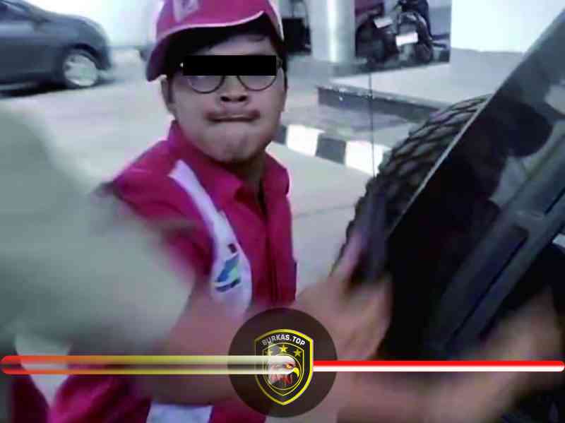 Foto: Tangkapan layar video Oknum Operator SPBU vs Pelanggan